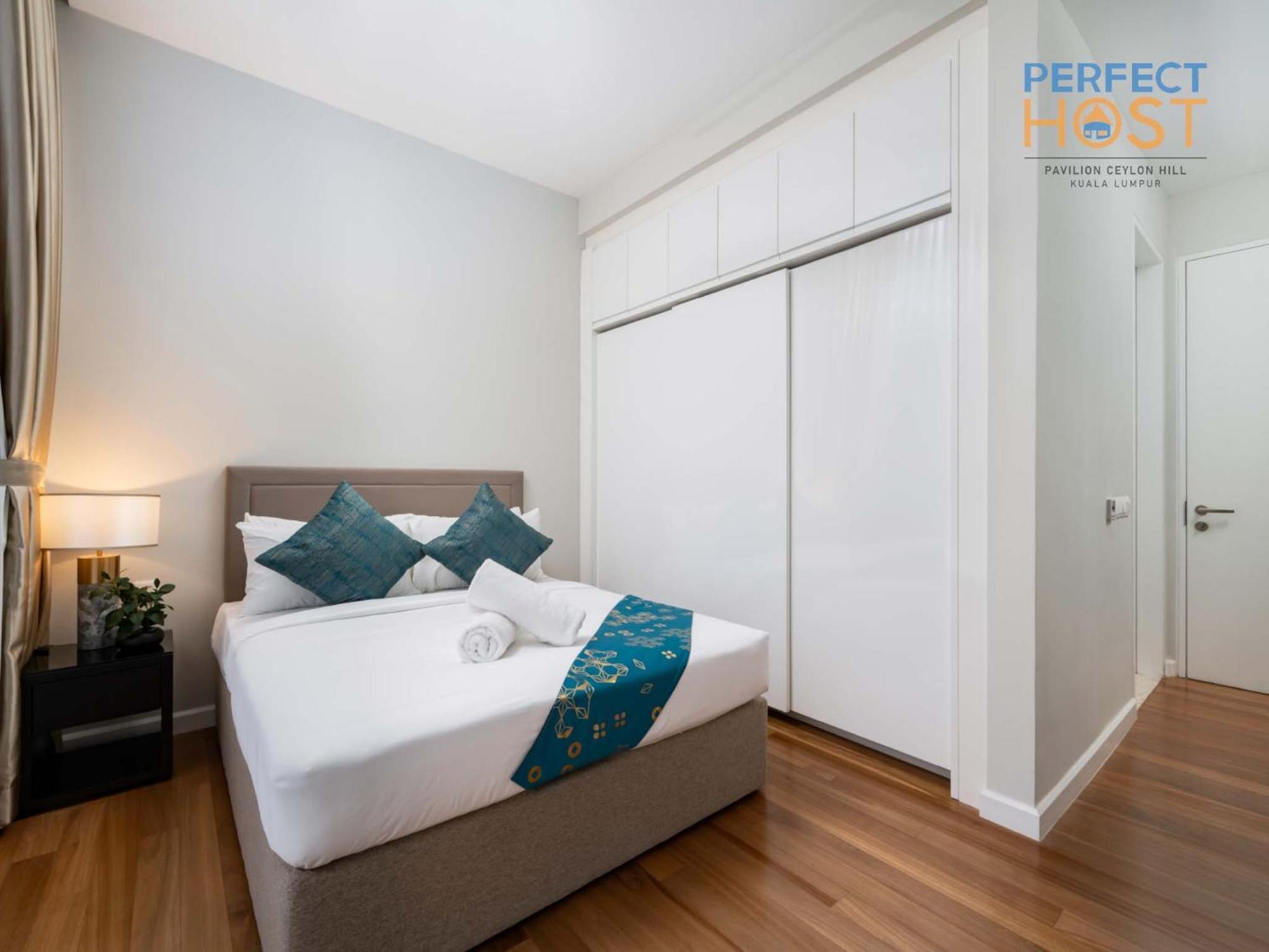 Pavilion Ceylon Hill Suites, Bukit Bintang By Perfect Host クアラルンプール エクステリア 写真